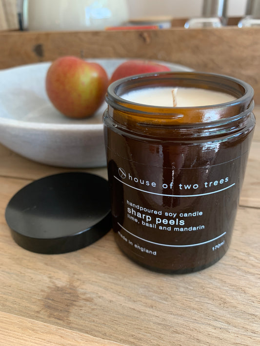 8 ways to clean a candle jar so you can reuse it